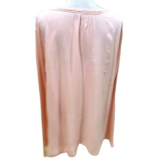 Left of Center pale pink handkerchief hem nubby long sleeve top size medium - Picture 6 of 11